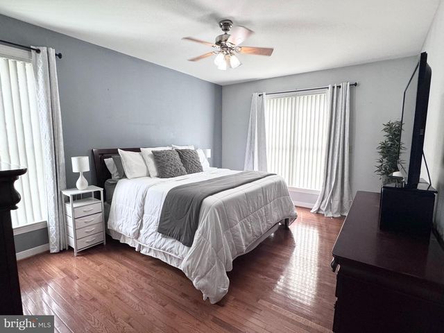 4952 LANSDOWNE RD, Fredericksburg, VA 22408
