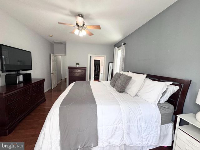 4952 LANSDOWNE RD, Fredericksburg, VA 22408