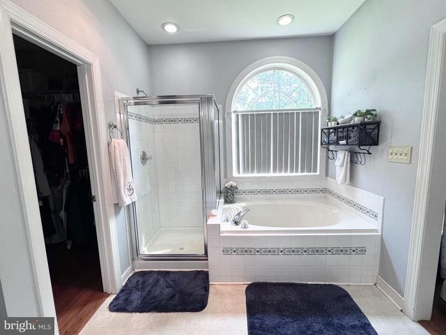 4952 LANSDOWNE RD, Fredericksburg, VA 22408