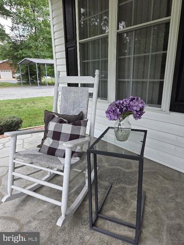 4952 LANSDOWNE RD, Fredericksburg, VA 22408