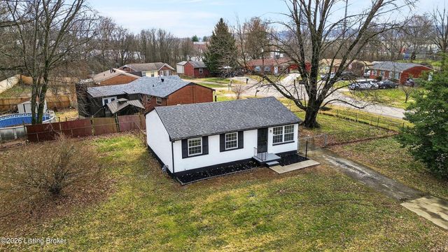 7502 Marie Anna Dr, Louisville, KY 40258