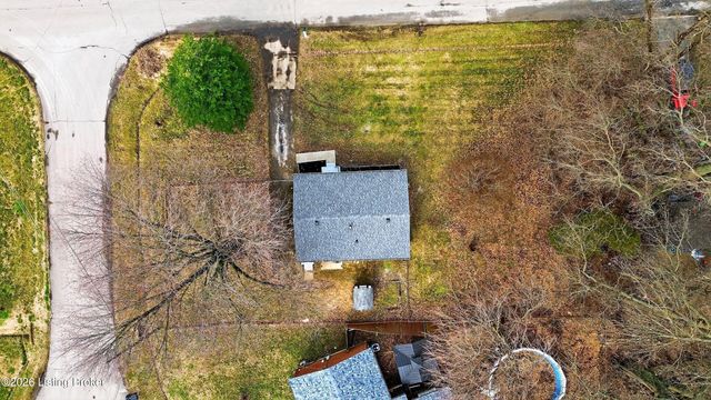 7502 Marie Anna Dr, Louisville, KY 40258