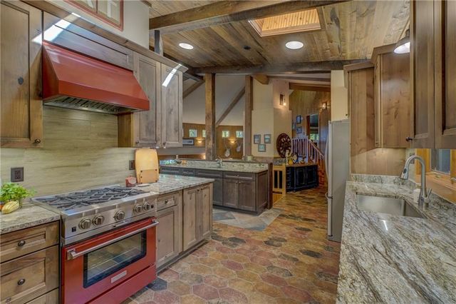 12416 W Roberts Lane, Hayward, WI 54843