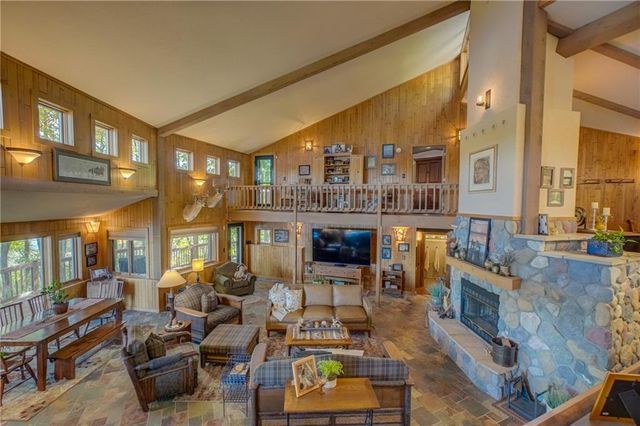 12416 W Roberts Lane, Hayward, WI 54843