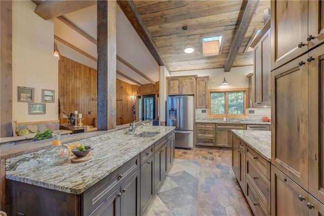 12416 W Roberts Lane, Hayward, WI 54843