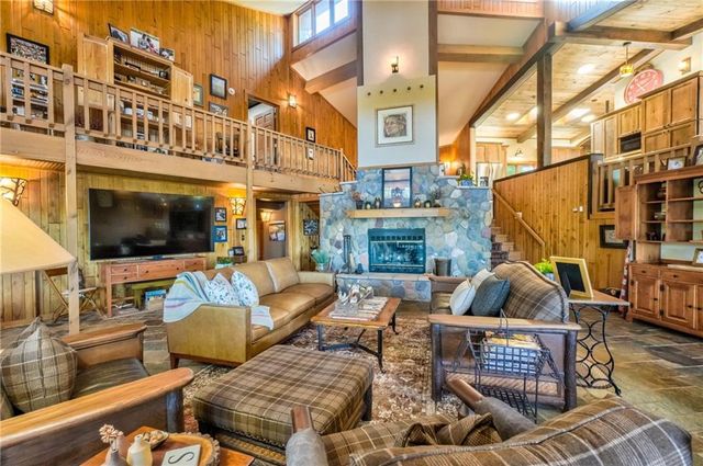 12416 W Roberts Lane, Hayward, WI 54843