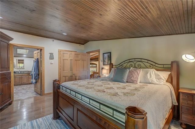 12416 W Roberts Lane, Hayward, WI 54843