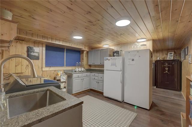 12416 W Roberts Lane, Hayward, WI 54843