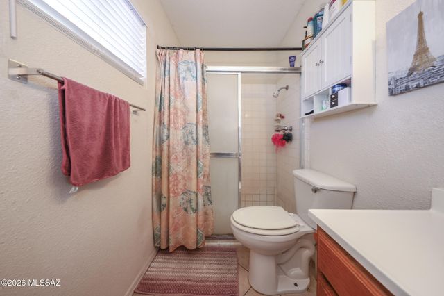 2210 E Oregon Street, Tucson, AZ 85706