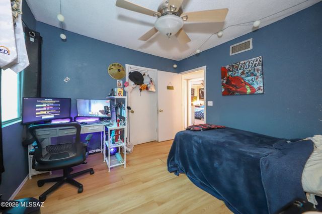 2210 E Oregon Street, Tucson, AZ 85706