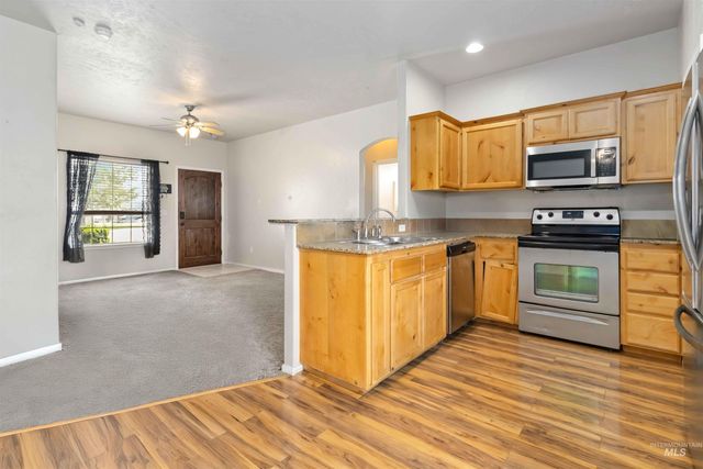 16053 Sunnyfield Ave, Caldwell, ID 83607