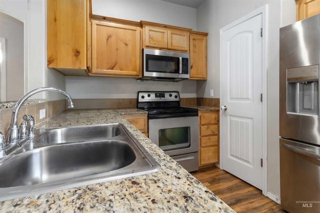 16053 Sunnyfield Ave, Caldwell, ID 83607