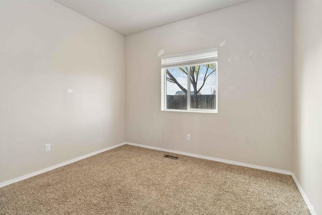 16053 Sunnyfield Ave, Caldwell, ID 83607