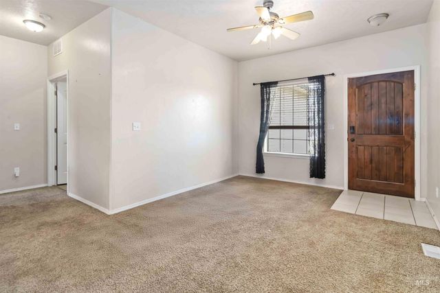 16053 Sunnyfield Ave, Caldwell, ID 83607