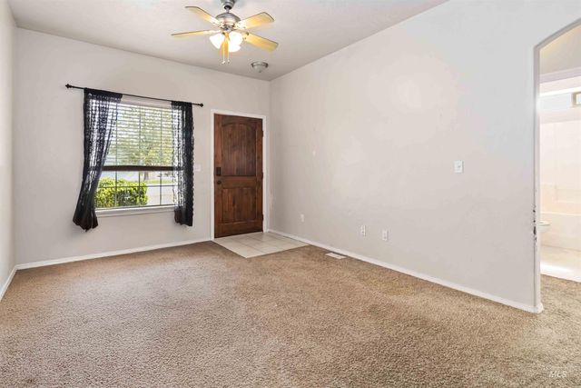 16053 Sunnyfield Ave, Caldwell, ID 83607