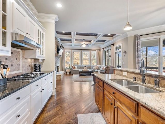 2474 Northern Oak Drive, Braselton, GA 30517