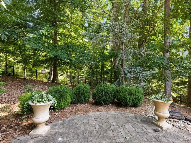 2474 Northern Oak Drive, Braselton, GA 30517