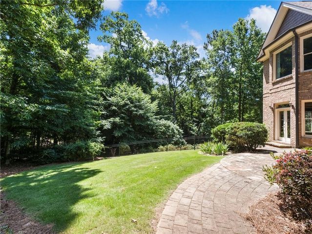 2474 Northern Oak Drive, Braselton, GA 30517