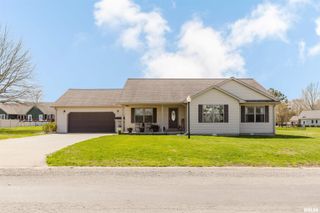 1204 Prestwicke Drive, Herrin, IL 62948