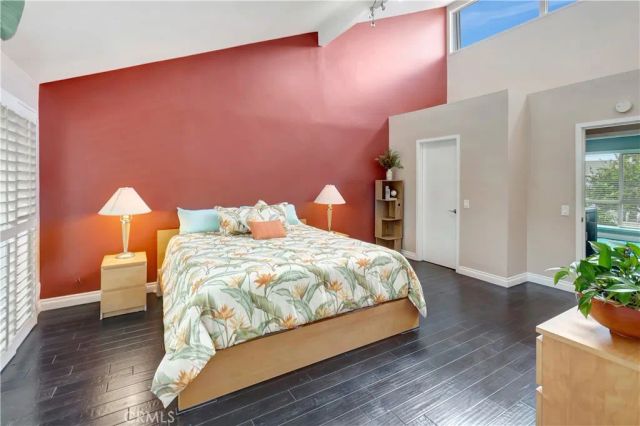 2 Escapade Court, Newport Beach, CA 92663