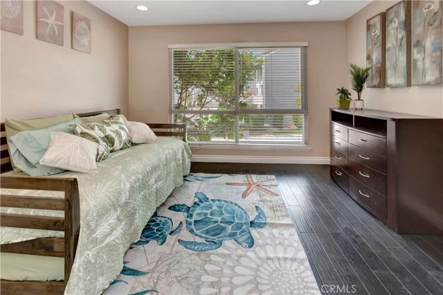 2 Escapade Court, Newport Beach, CA 92663