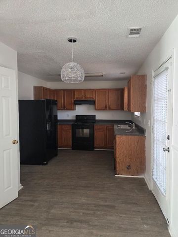 7146 Ravenwood Lane, Lithonia, GA 30038