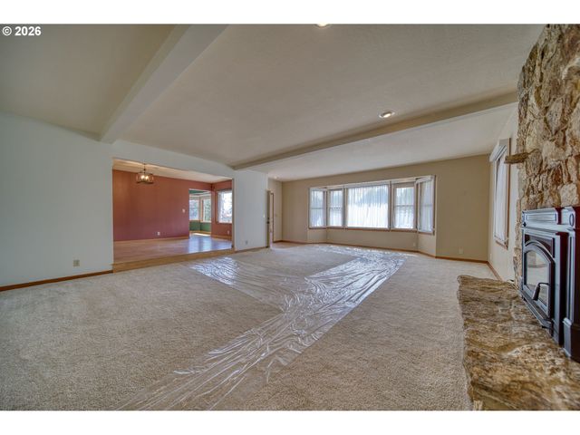 33887 CHURCH Rd, Warren, OR 97053