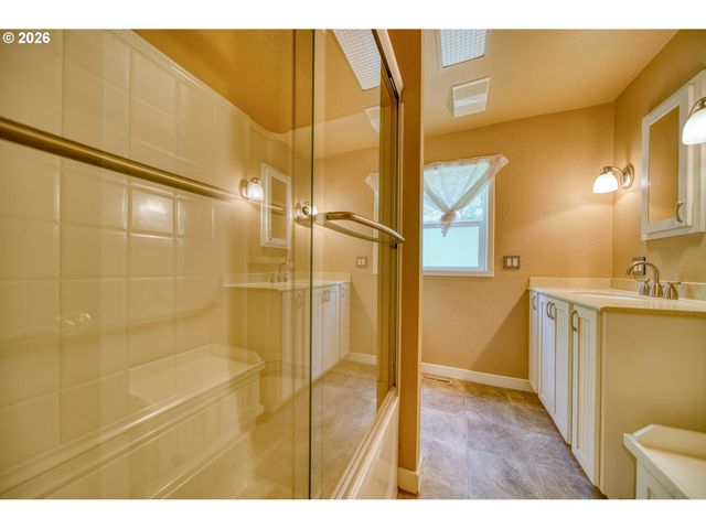 33887 CHURCH Rd, Warren, OR 97053