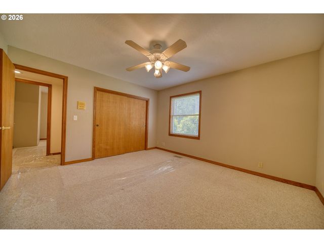 33887 CHURCH Rd, Warren, OR 97053
