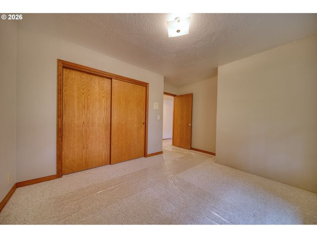 33887 CHURCH Rd, Warren, OR 97053