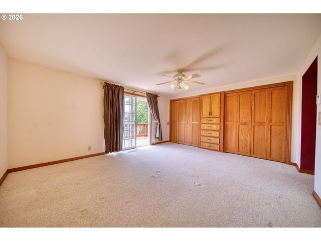 33887 CHURCH Rd, Warren, OR 97053