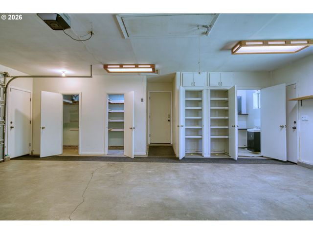 33887 CHURCH Rd, Warren, OR 97053