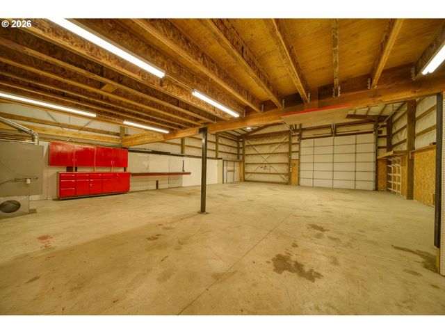 33887 CHURCH Rd, Warren, OR 97053