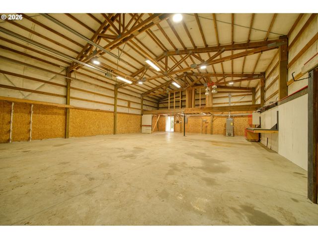 33887 CHURCH Rd, Warren, OR 97053