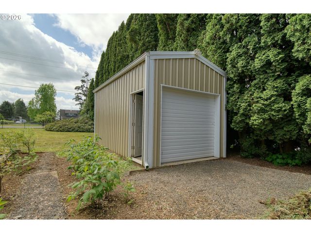 33887 CHURCH Rd, Warren, OR 97053