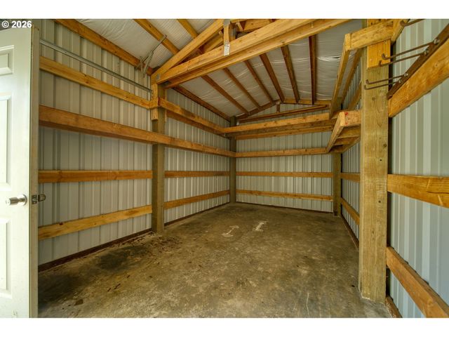 33887 CHURCH Rd, Warren, OR 97053