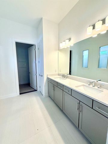 4405 SW Cornerstone Way Prestige 167, Stuart, FL 34997