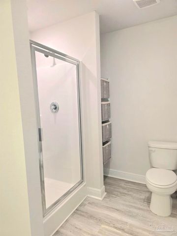 710-B Giese Ln, Pensacola, FL 32506