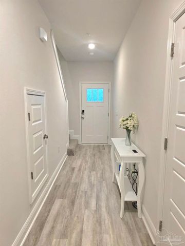 710-B Giese Ln, Pensacola, FL 32506