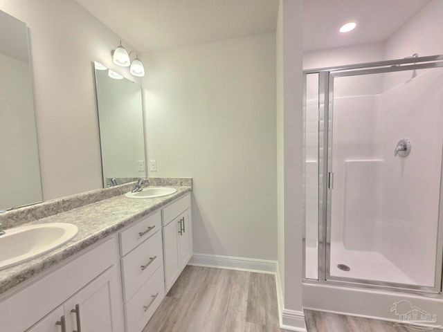 710-B Giese Ln, Pensacola, FL 32506