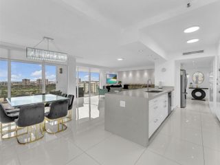 19707 Turnberry Way 21D, Aventura, FL 33180