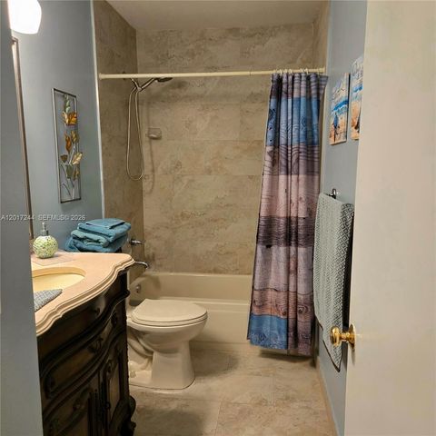10940 NW 18th Ct, Plantation, FL 33322