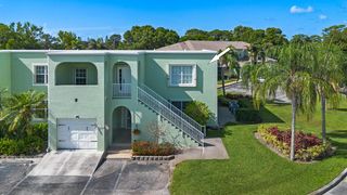 2127 SE Wild Meadow Circle, Port St. Lucie, FL 34952