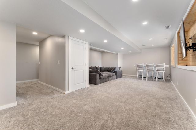 924 Ivy Hills Road, Belle Plaine, MN 56011
