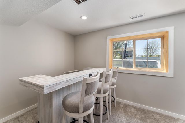 924 Ivy Hills Road, Belle Plaine, MN 56011