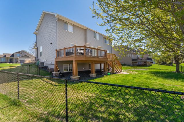 924 Ivy Hills Road, Belle Plaine, MN 56011