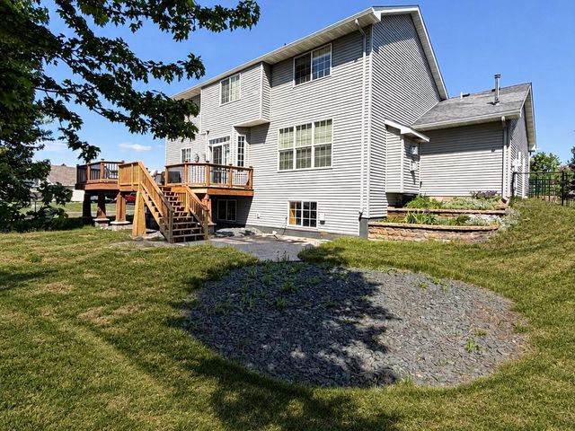 924 Ivy Hills Road, Belle Plaine, MN 56011