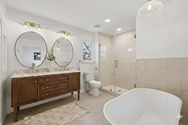 2905 Lamp Post Lane, Oklahoma City, OK 73120