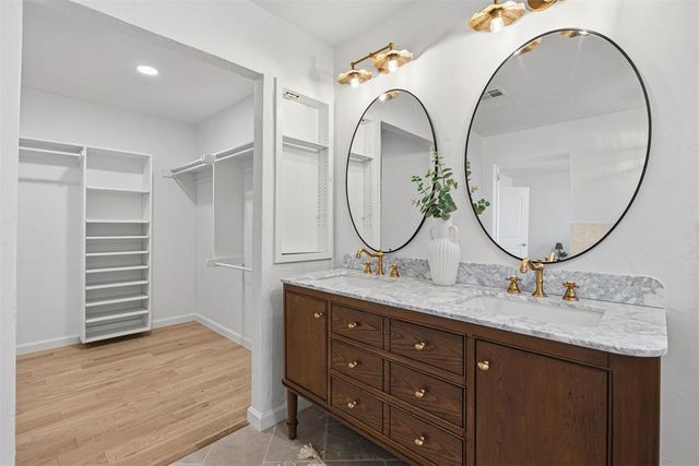 2905 Lamp Post Lane, Oklahoma City, OK 73120