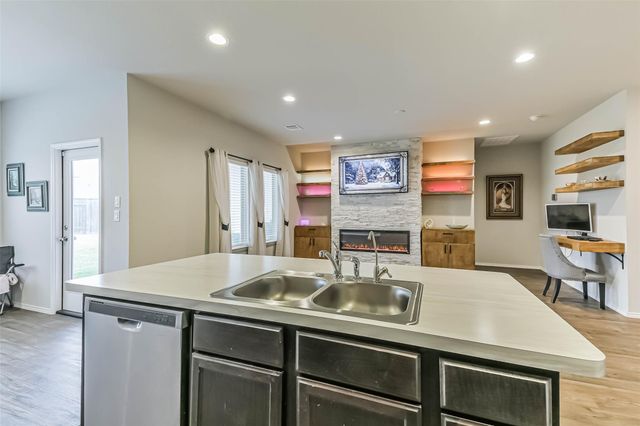 20861 Olive Leaf Street, New Caney, TX 77357